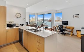 Stay And Play In The Heart Of Hobart